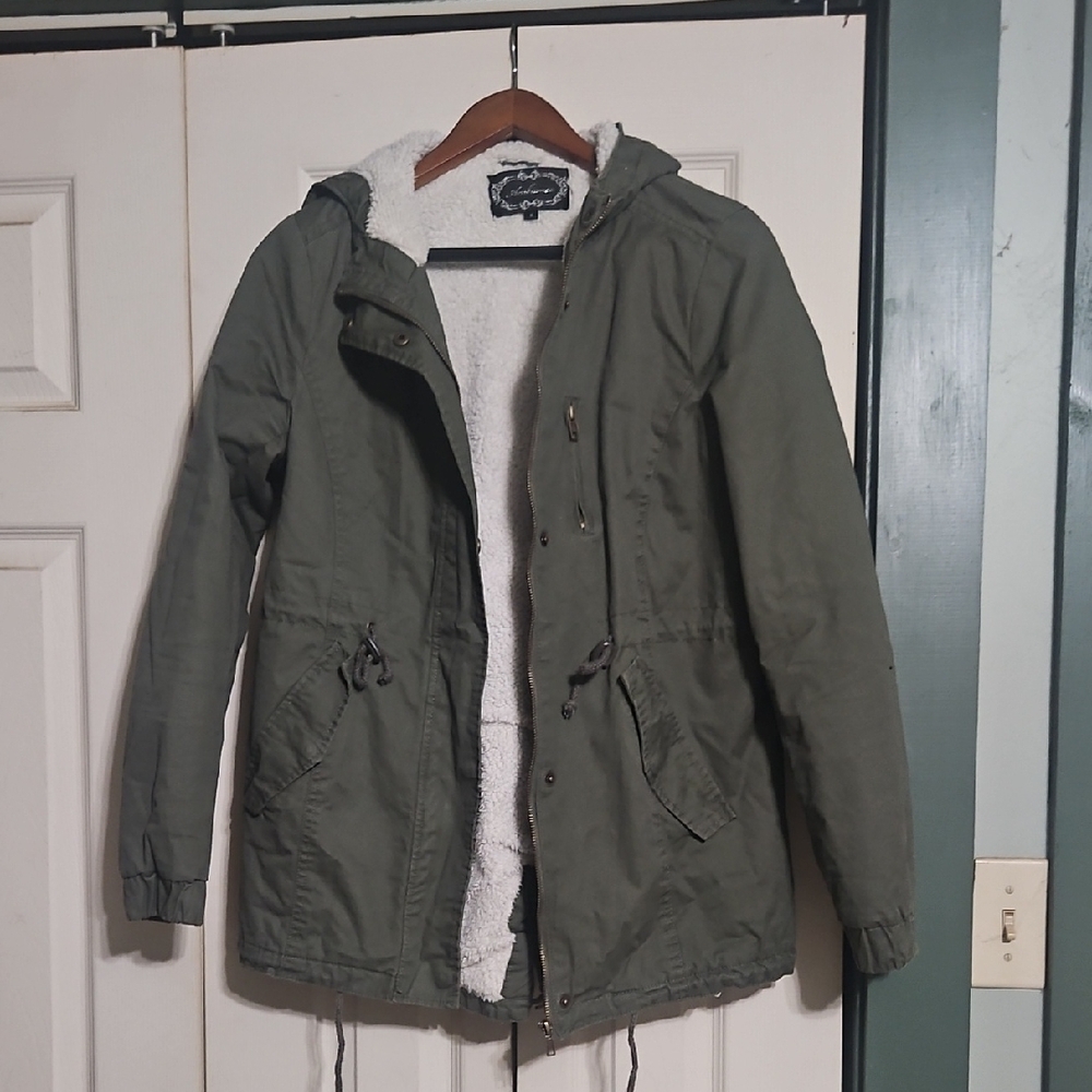 Military Green Utility Parka with Hood and Drawstring Waist, Fleece Lined..